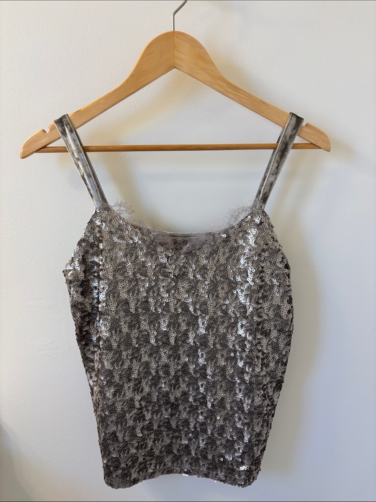 Cupio Tops - CUPIO Sequin and velvet top, Sz M.